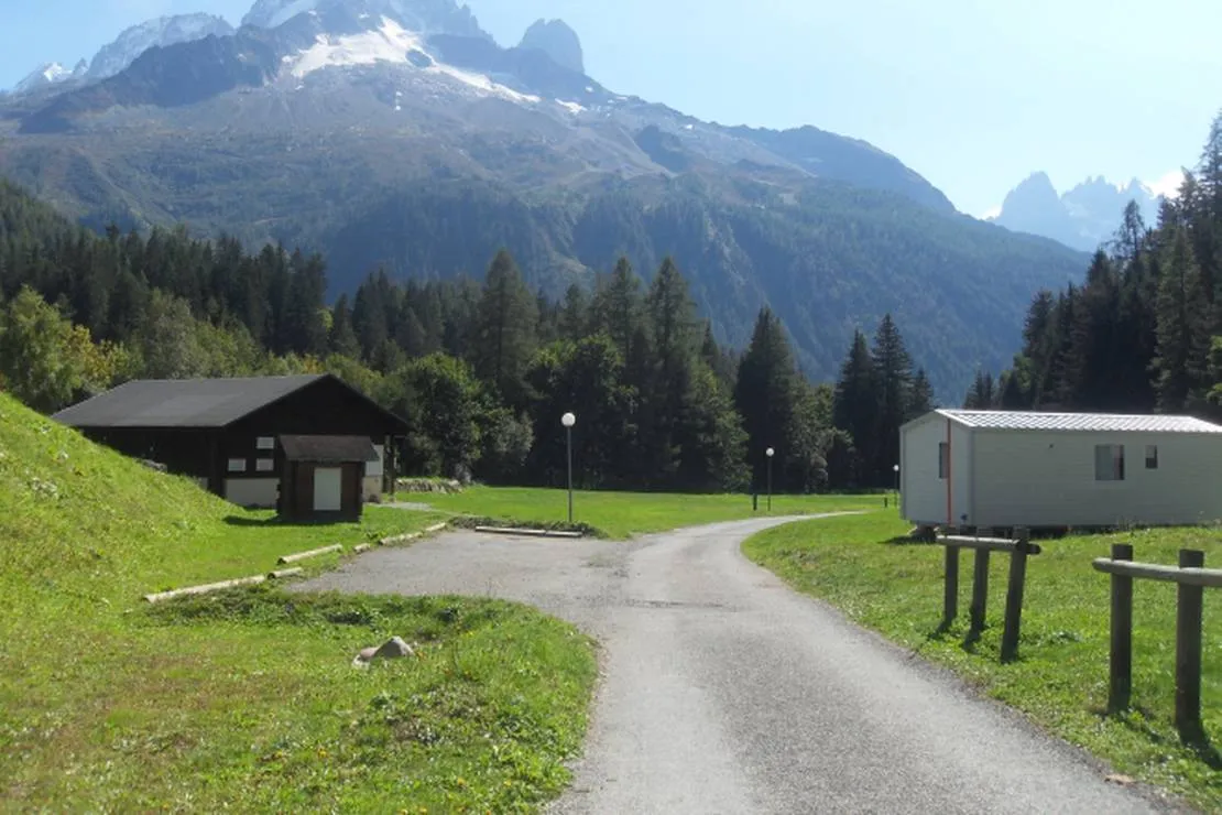 camping-les-frasserands-chalet-pierre-semard-chamonix-mont-blanc-6uzv8
