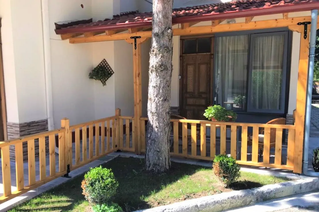 social-tourism-hub-dorcas-korce-2aafw