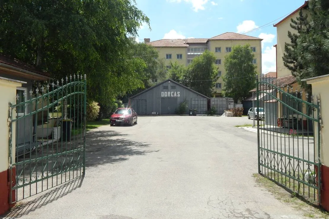 social-tourism-hub-dorcas-korce-5gwgn
