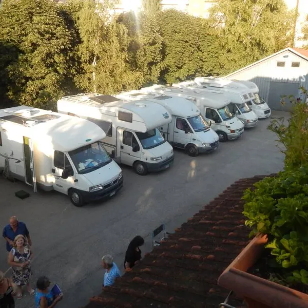 social-tourism-hub-dorcas-korce-irymr