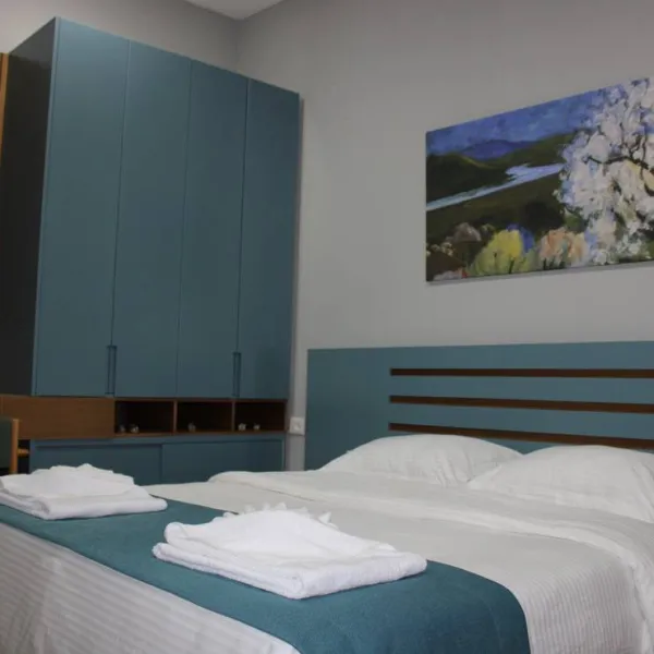social-tourism-hub-dorcas-korce-lfj05
