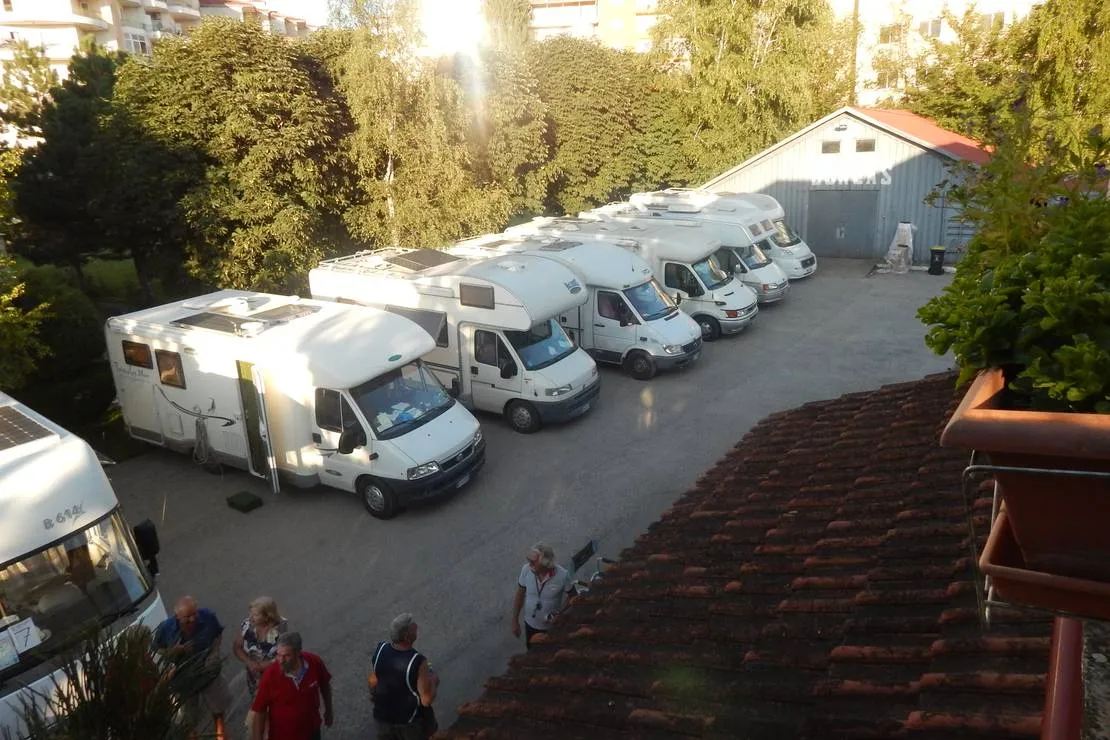 social-tourism-hub-dorcas-korce-xdpbe