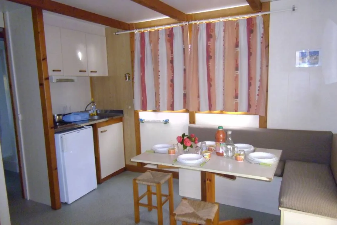camping-ferme-de-trocherou-riec-sur-belon-2vidc