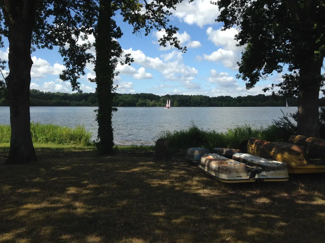 municipal-du-lac-bain-de-bretagne-mqbcw