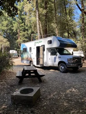 redwoods-river-resort-campground-leggett-8z2zs
