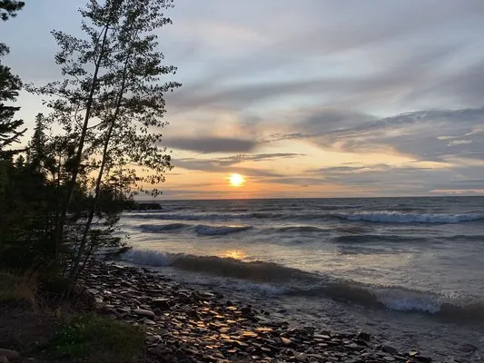 sunset-bay-campground-allouez-xxmwv