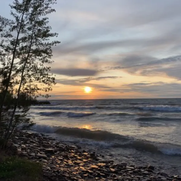 sunset-bay-campground-allouez-xxmwv