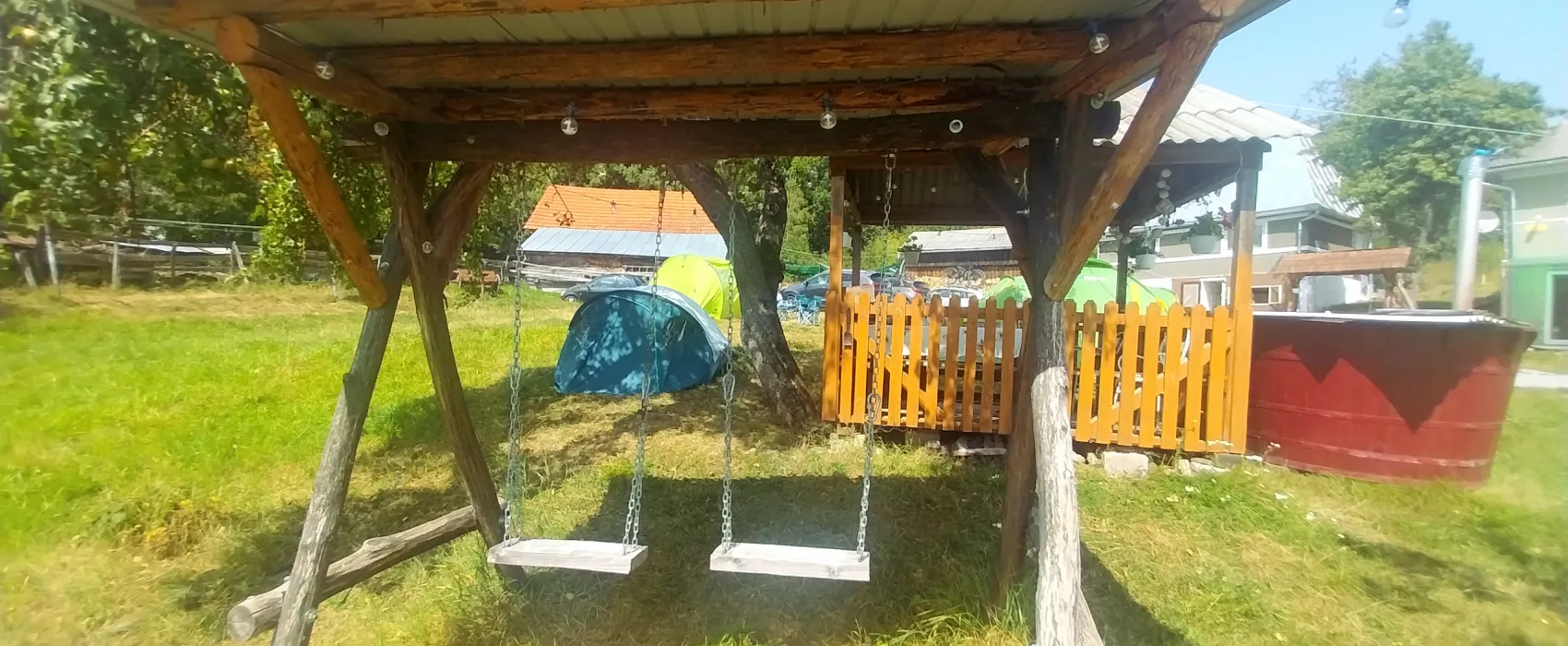Camping Tradițional la Georgiana în Țarina