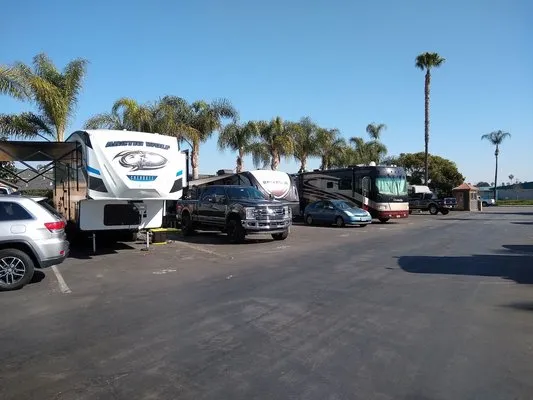 anaheim-rv-park-anaheim-seizc