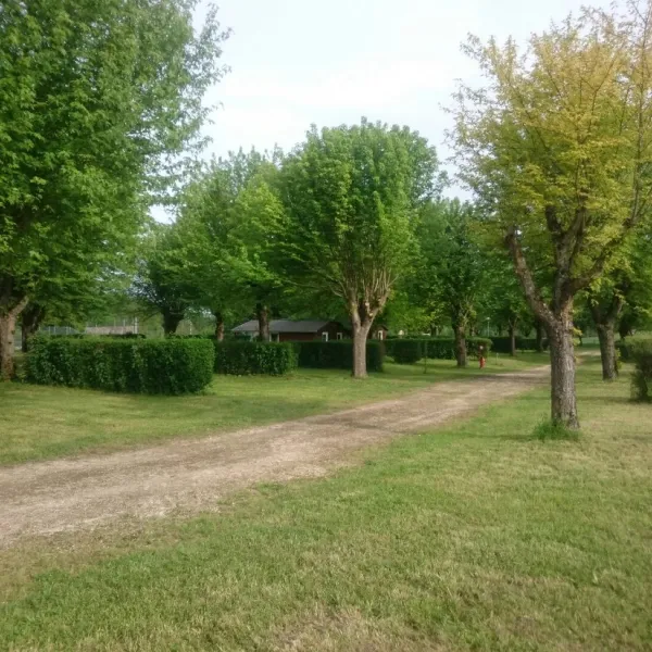 lile-saint-martin-brienon-sur-armancon-kvqw6