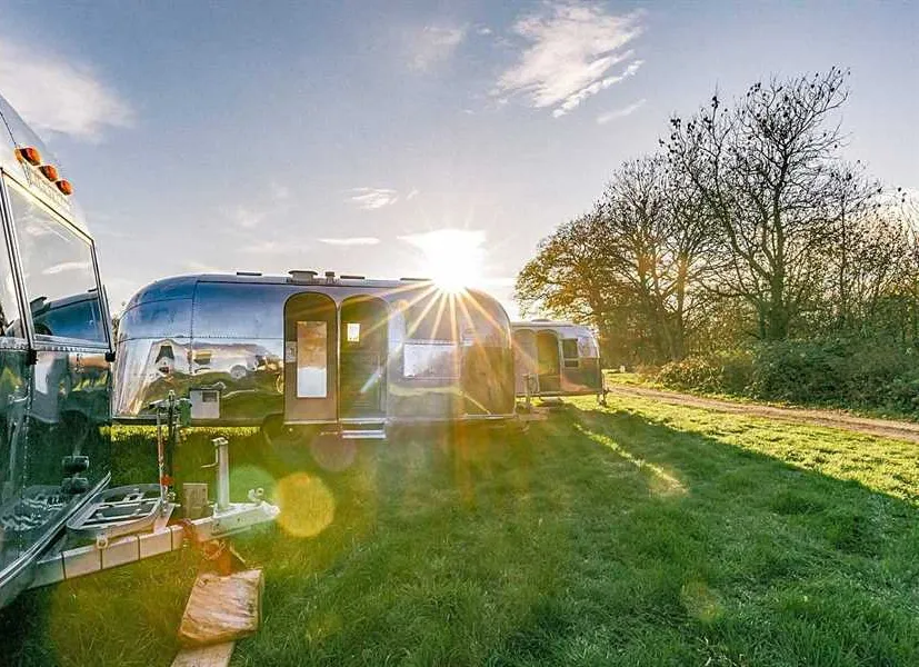 silver-airstream-glamping-chichester-e2dae