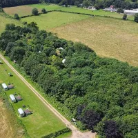 silver-airstream-glamping-chichester-fitil