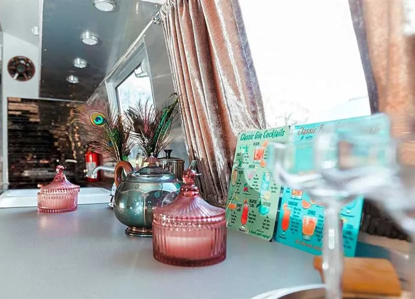 silver-airstream-glamping-chichester-fk30q