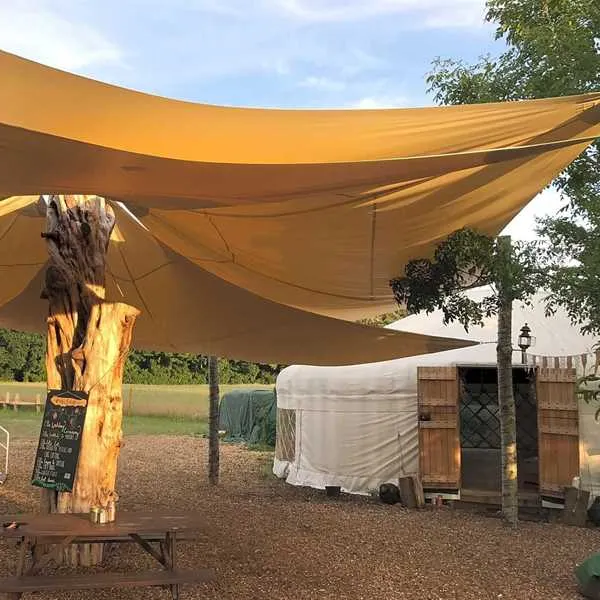 silver-airstream-glamping-chichester-gmcvn