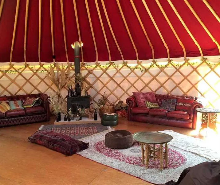 silver-airstream-glamping-chichester-w1cfb