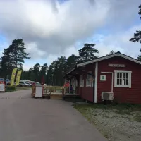 silvkoparens-camping-stugor-sala-gewxi