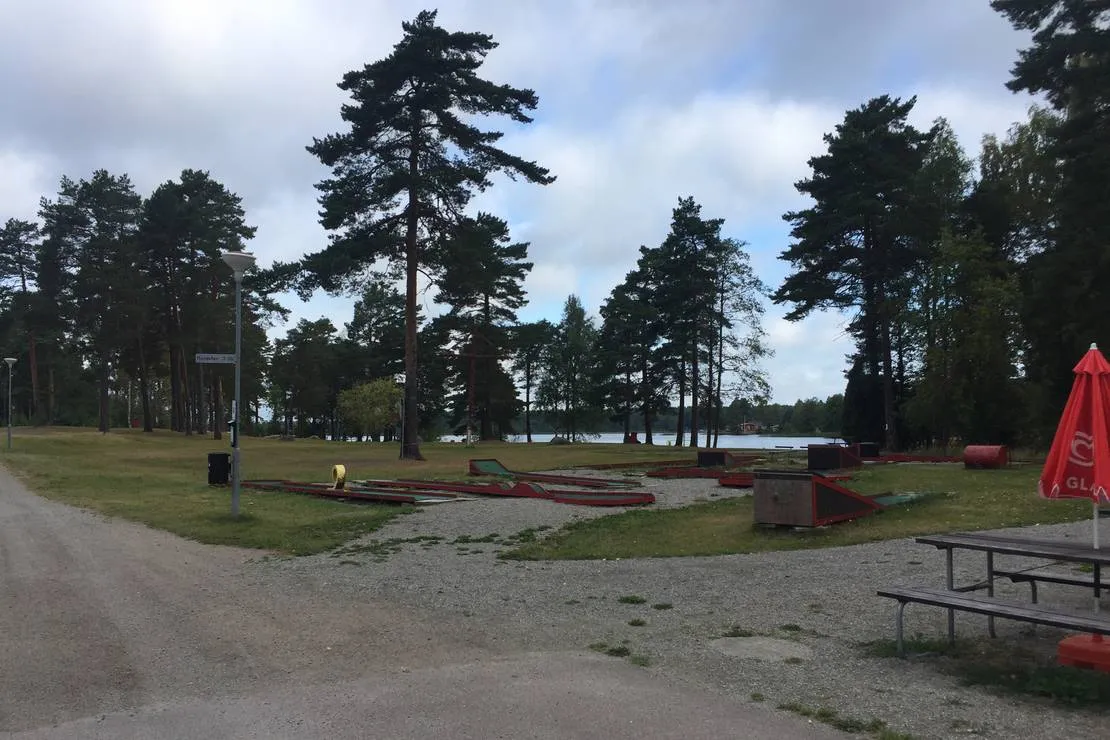 silvkoparens-camping-stugor-sala-kbnjp