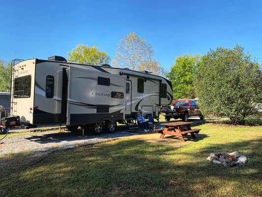 hidden-cove-outdoor-resort-arley-ezc7h