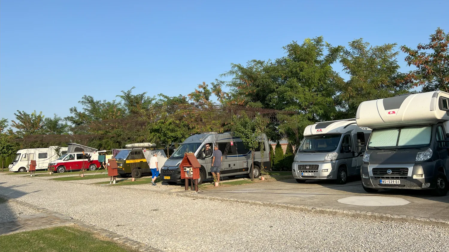 camping-campuccino-d8xez