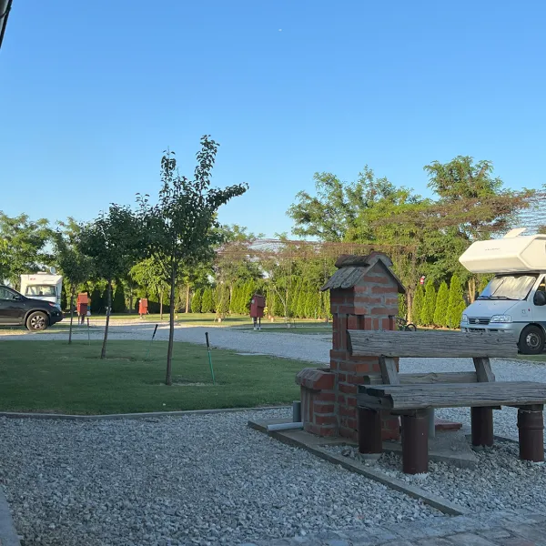 camping-campuccino-f7ri8