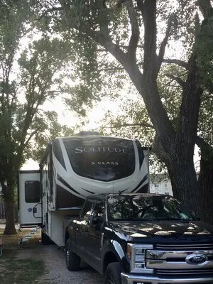 holiday-rv-park-campground-north-platte-lx4my