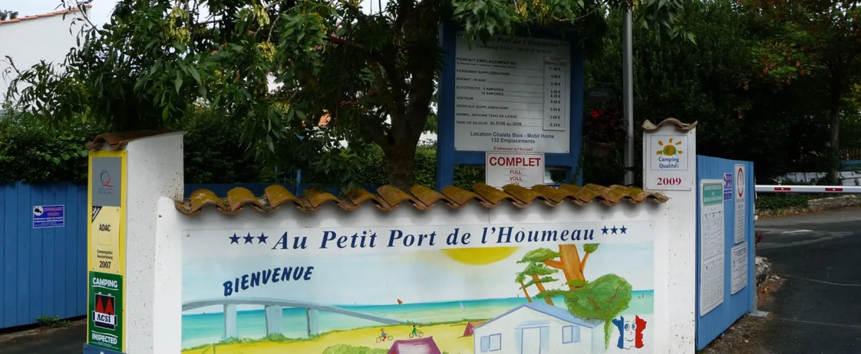 Au Petit Port de l' Houmeau