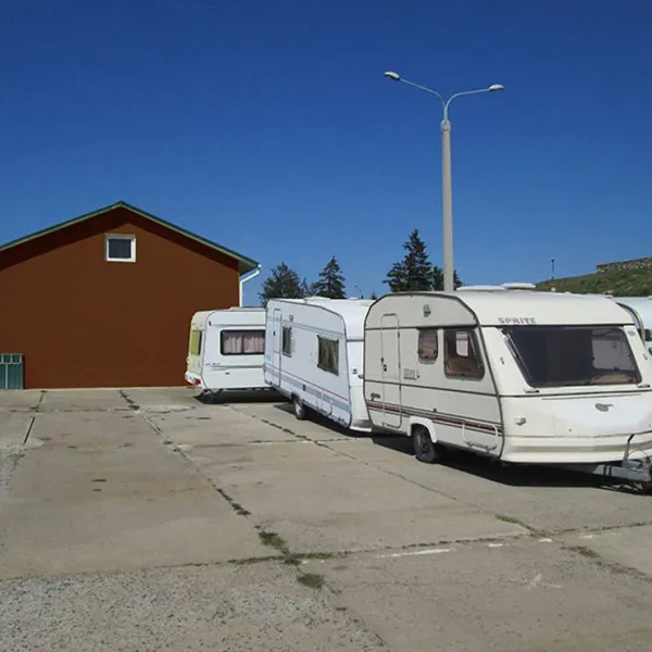 camping-prival-loshany-jgf8g