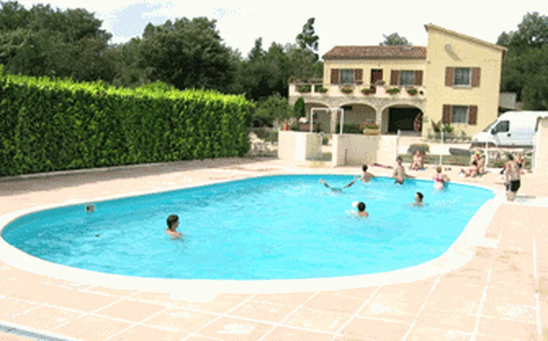 aire-naturelle-la-goule-vagnas-lyw47
