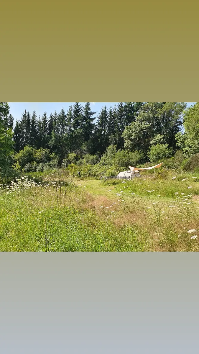 domaine-des-recircves-roulottes-vakantiehuis-gouttieres-puy-de-dome-nprs8