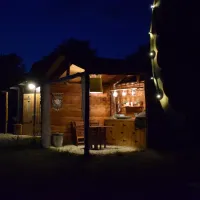 domaine-des-recircves-roulottes-vakantiehuis-gouttieres-puy-de-dome-ynrdb