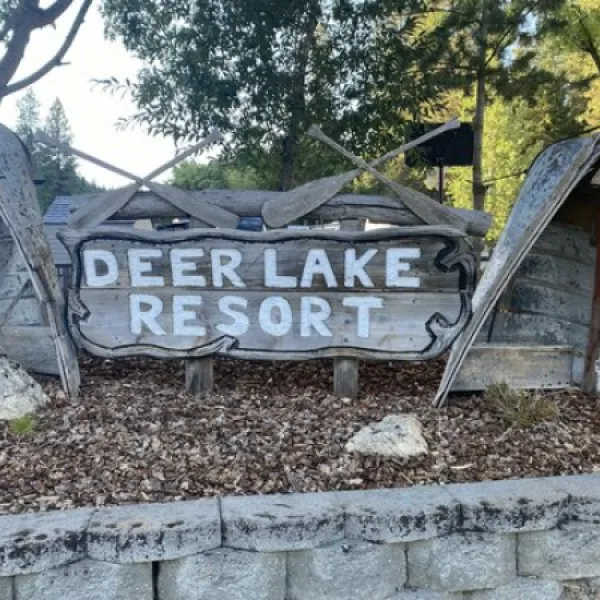 deer-lake-resort-loon-lake-cijko