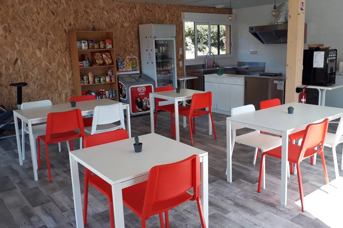 camping-du-colombier-loubeyrat-3gxpt