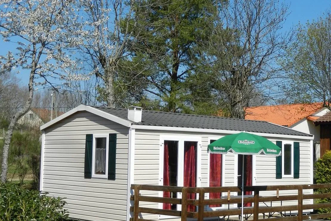 camping-du-colombier-loubeyrat-lj3s5