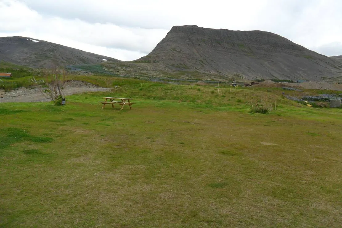 tjaldsvaedid-hotel-flokalundi-patreksfjordur-bbroe