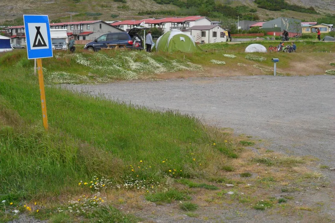 tjaldsvaedid-hotel-flokalundi-patreksfjordur-gd9et