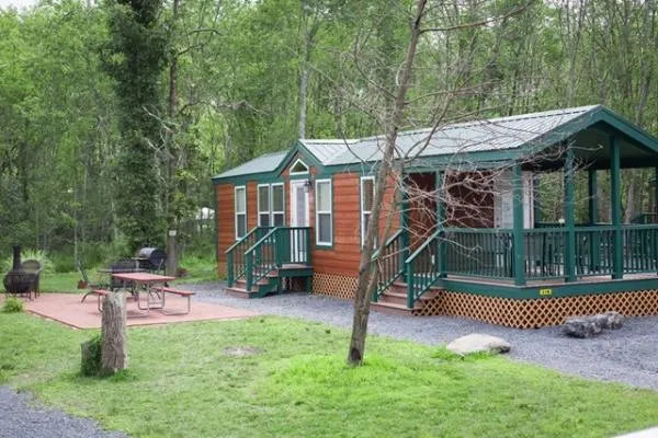 delaware-water-gap-pocono-mountain-koa-campground-east-stroudsburg-vapl7