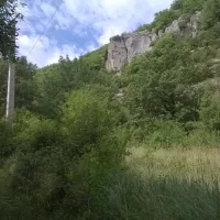 la-falaise-balazuc-ardeche-mu8ur