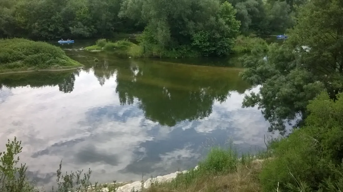 la-falaise-balazuc-ardeche-pfumd