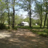 aire-naturelle-le-bois-de-sibourg-cereste-fvu72