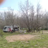 aire-naturelle-le-bois-de-sibourg-cereste-o82yj