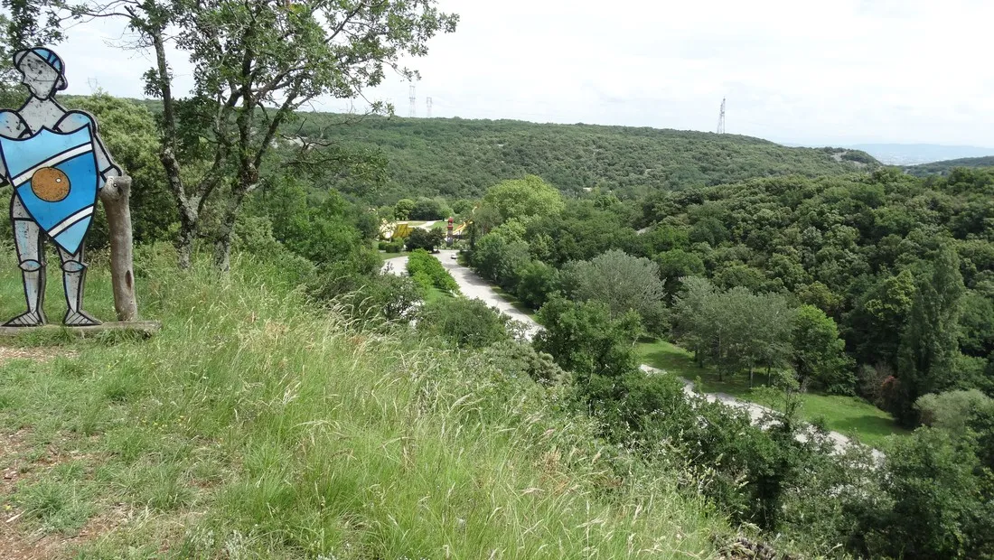capfun-le-domaine-dimbours-larnas-ardeche-xcmch