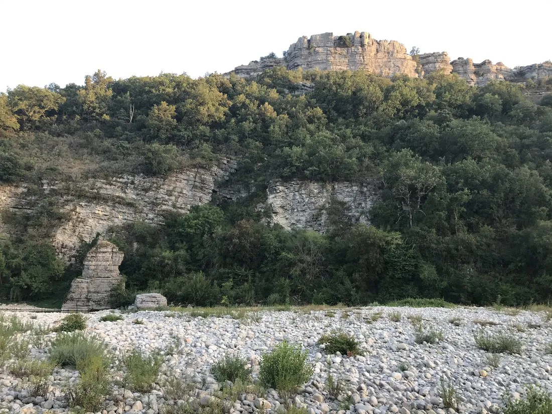 les-platanes-rosieres-ardeche-x1xiv