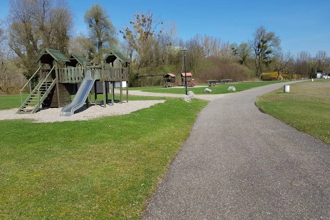 rastatter-freizeitparadies-rastatt-plittersdorf-rnj8u