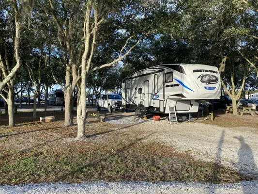 bradenton-hunsader-farms-koa-bradenton-stcvl