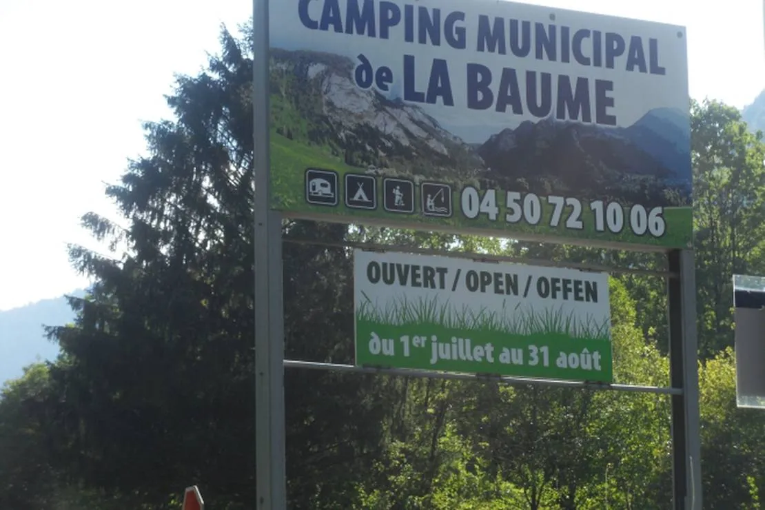 camping-municipal-de-la-baume-la-baume-2mniv