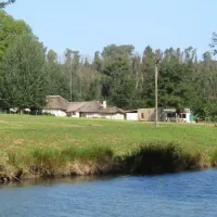 Riverside Manor