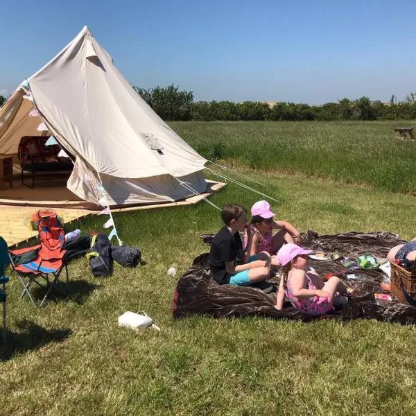 thamesview-camping-east-tilbury-village-essex-q0gyj