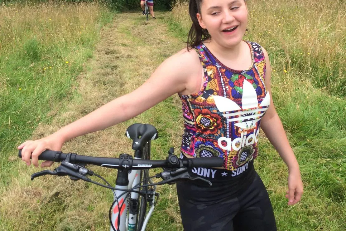 thamesview-camping-east-tilbury-village-essex-xgrmx