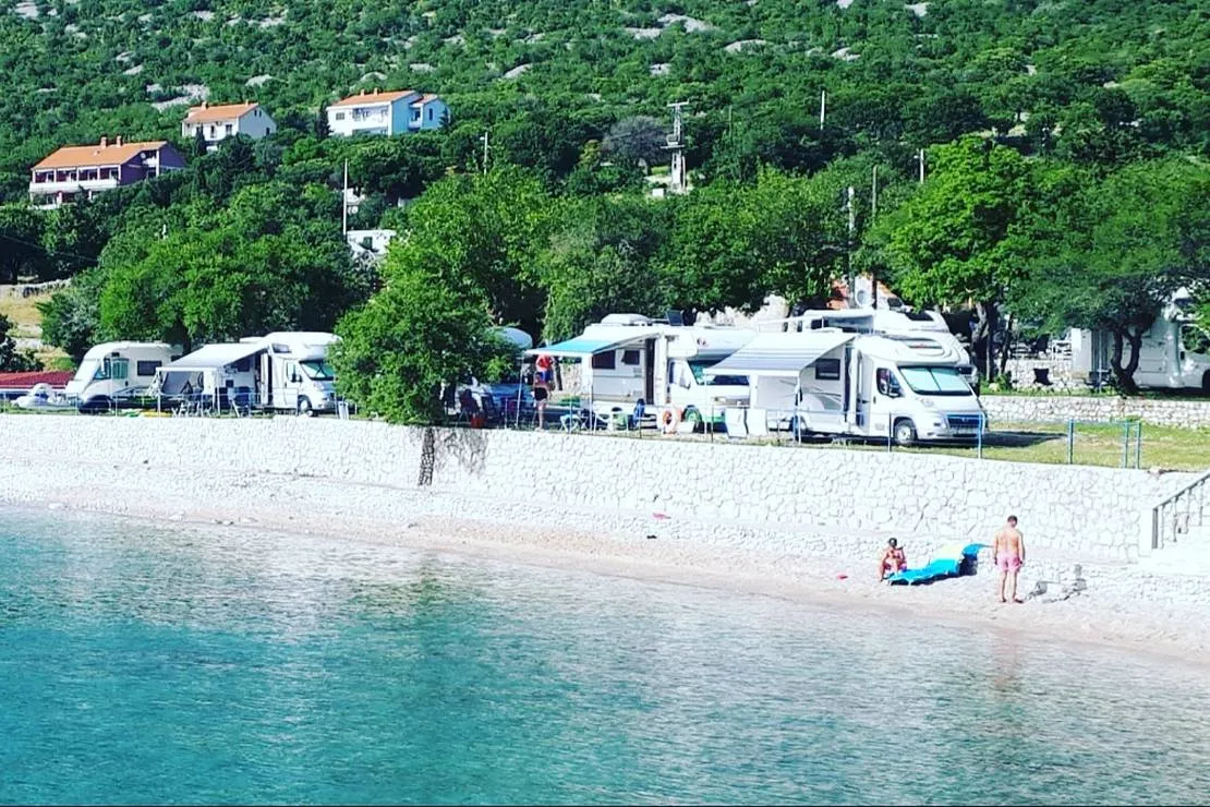 camp-sibinj-sibinj-vejsy