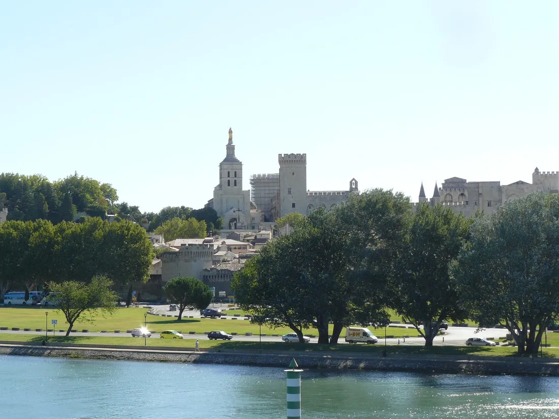 bagatelle-avignon-2bzbz